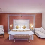 Sapphire Plaza Hotel
